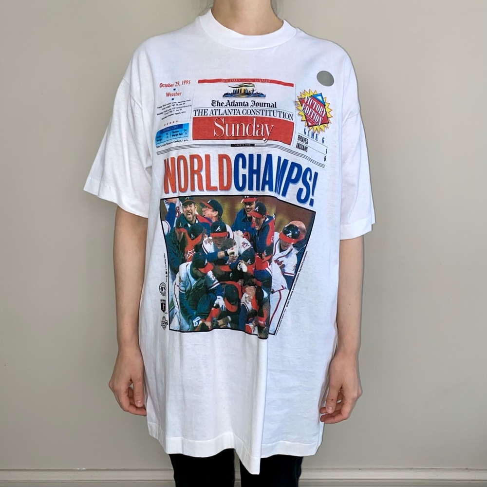 Vintage MLB Official World Series Champions 1995 Atlanta Braves t-shirt. 🤍